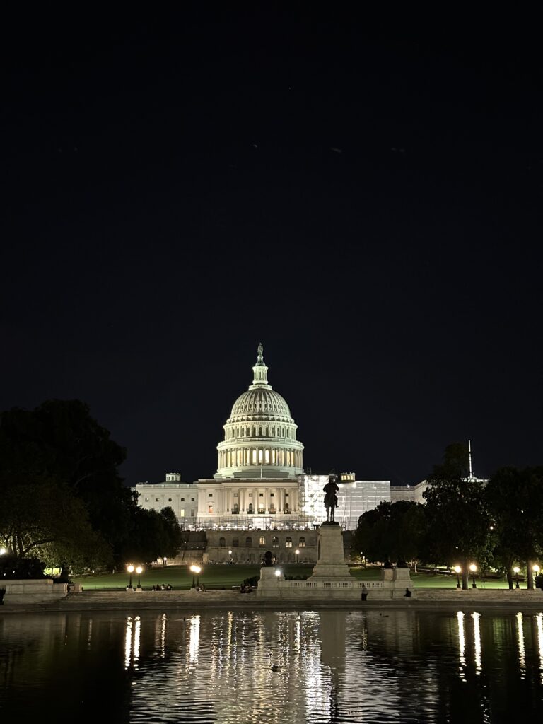 Ŷĳ U.S. Capitol Building.